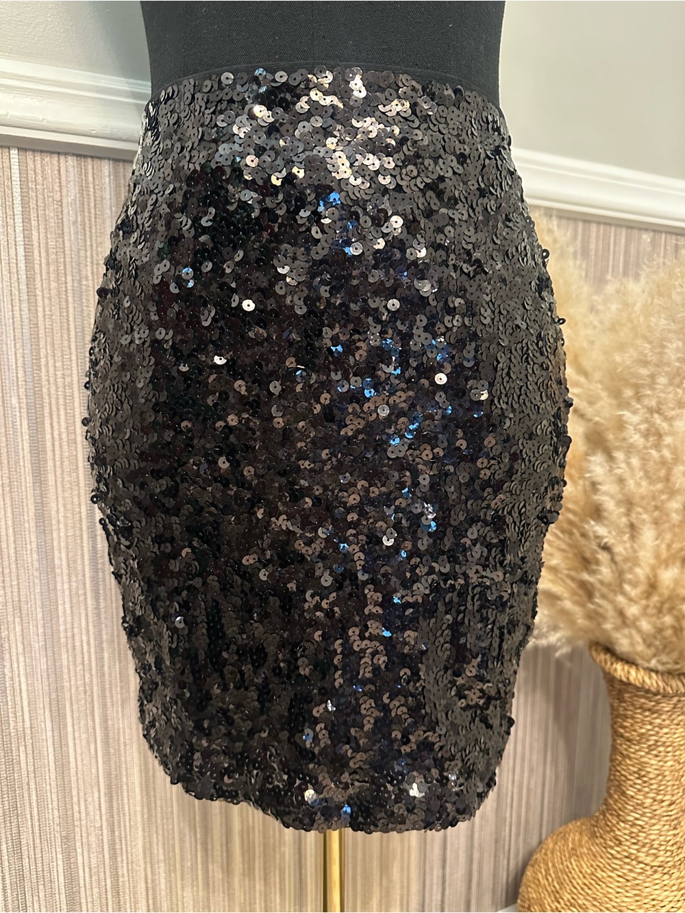 MANER NWT Black Sequin Mini Skirt Size Small Party Holiday NYE